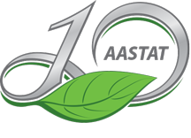 Natural Pharmaceuticals CalciumControl™ Hõbedane-roheline logo, millel on number 10 ja kiri „AASTAT”, esimesel plaanil roheline leht. Sümboliseerib ettevõtte või toote 10 tegevusaastat.
